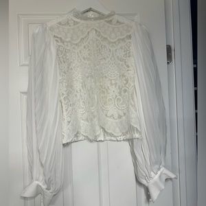 Blouse from buckle